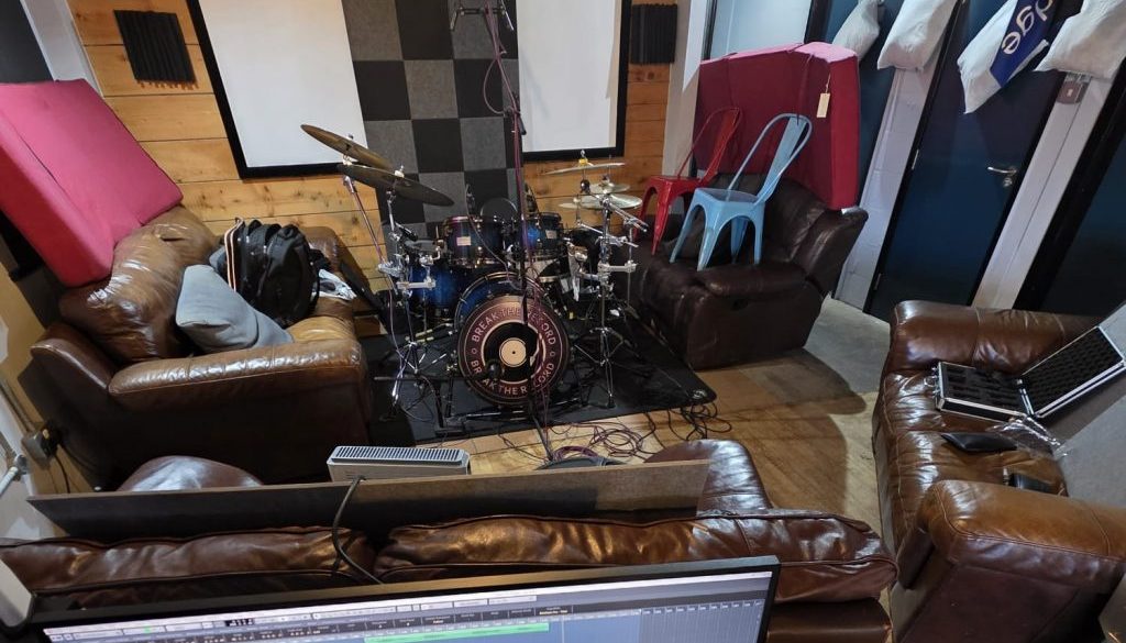 WhatsApp Image 2025-12-14 at 22.14.13_93d3c5e8